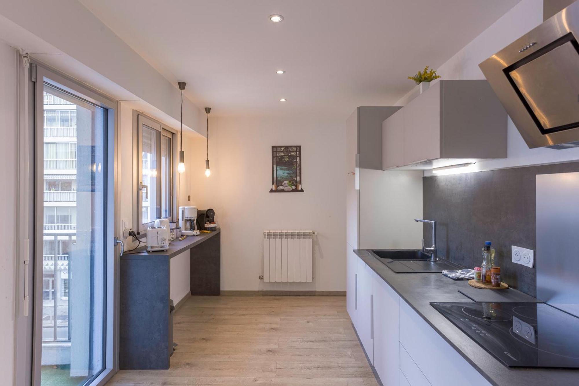 "Casa Nonna" - 16 Mn A Pied Du Palais, Parking Prive, Clim, Ascenseur Apartment Cannes Luaran gambar